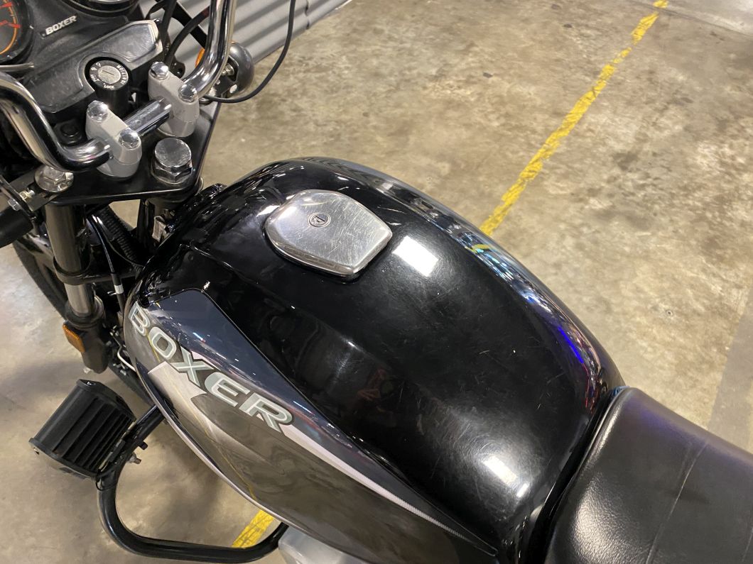 Moto Bajaj Boxer 150 usado 2022 con 10308 km Int 49880 1M