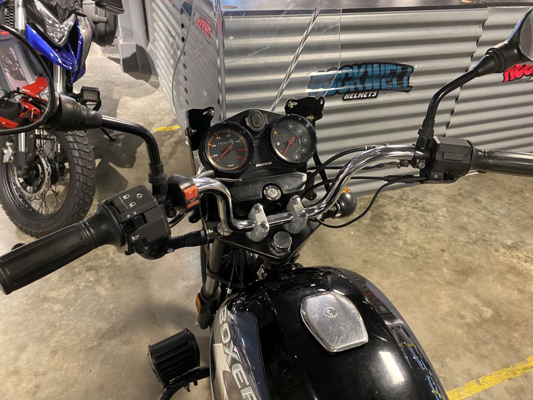 Moto Bajaj Boxer 150 usado 2022 con 10308 km Int 49880 1M