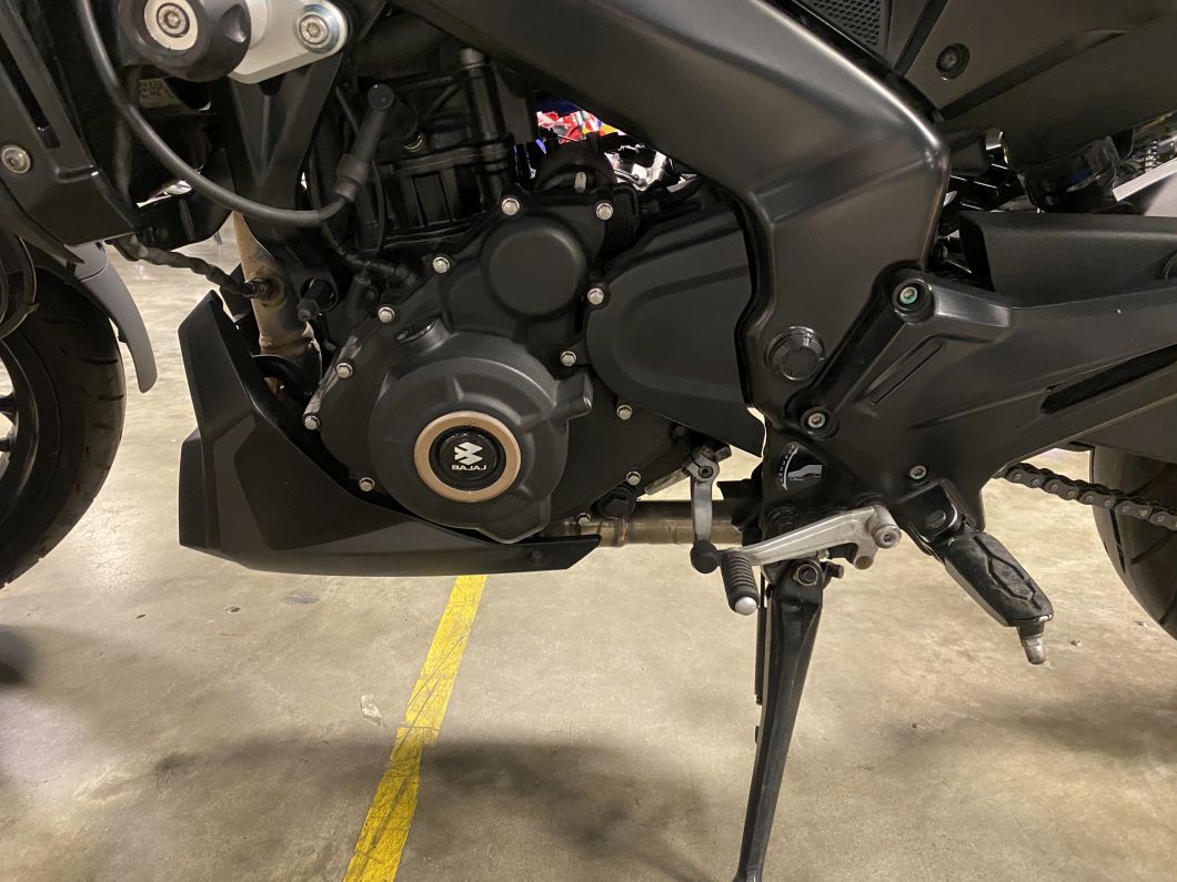 Moto Bajaj Dominar 250 usado 2021 con 14945 km 1M
