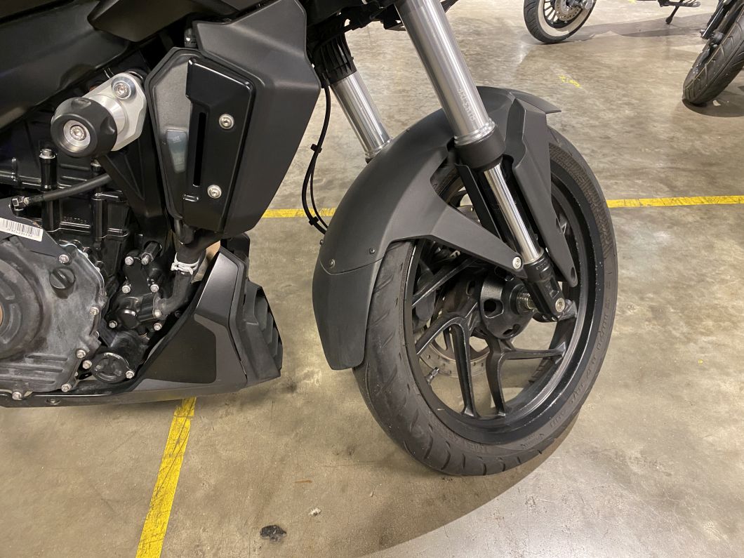 Moto Bajaj Dominar 250 usado 2021 con 14945 km 1M