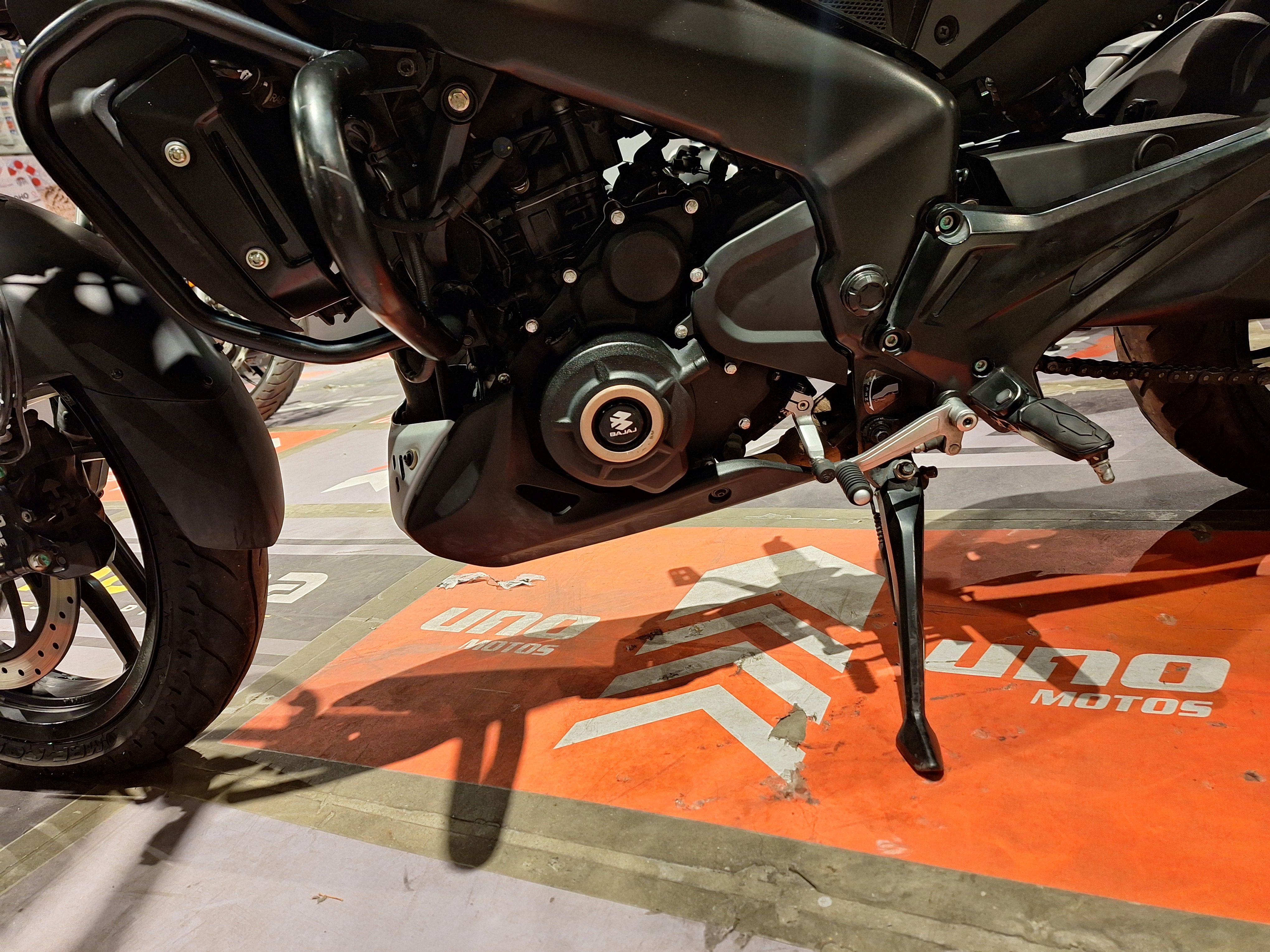 Moto Bajaj Dominar 400 usado 2023 con 14100 km int 51631 1M