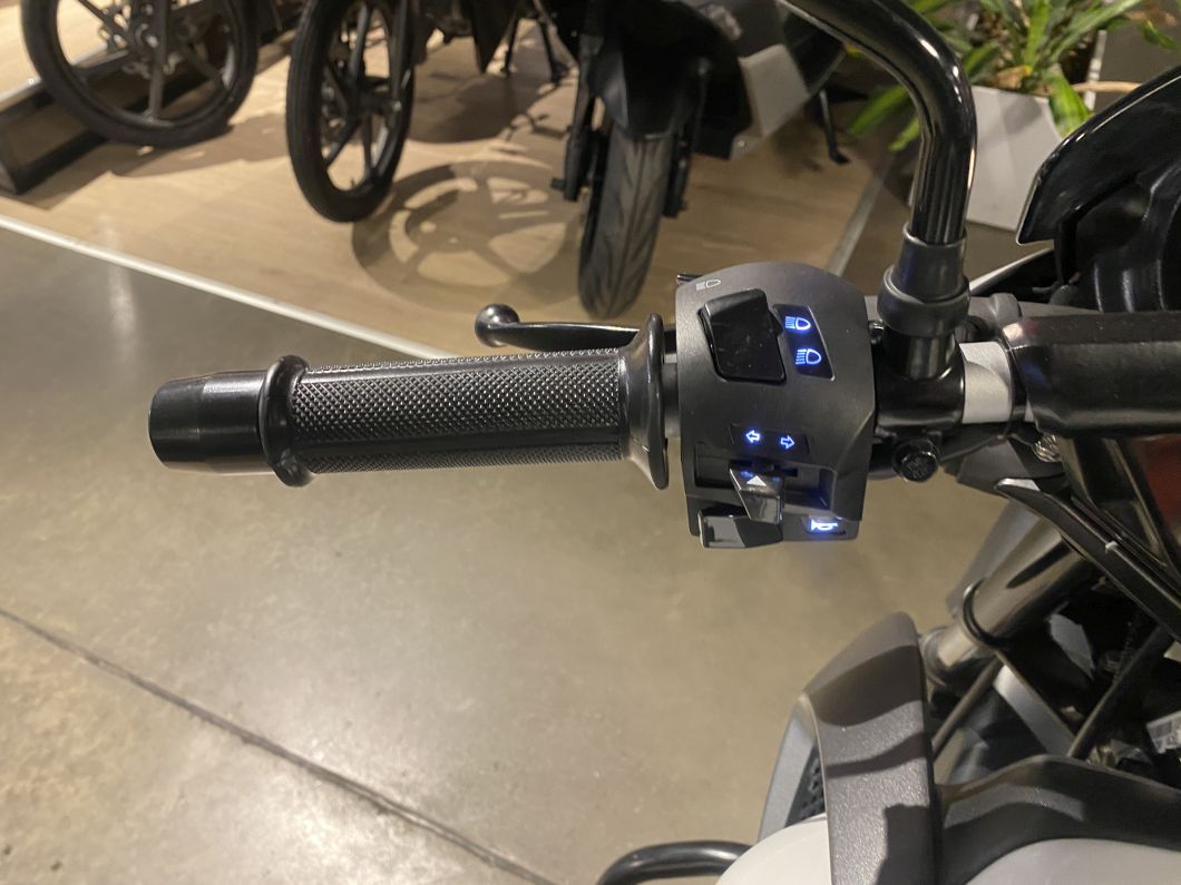 Moto Bajaj Rouser 125 usado 2025 con 15200 km 1M