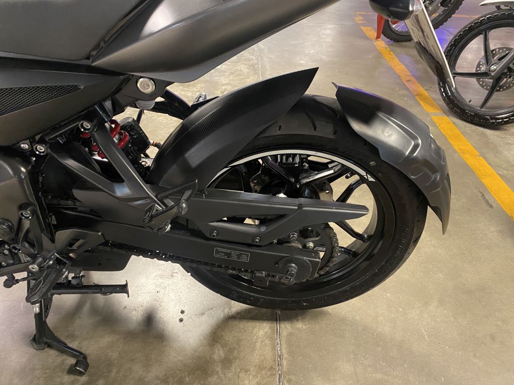 Moto Bajaj Rouser 200 usado 2024 con 4252km DT int49883