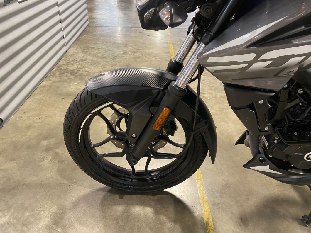 Moto Bajaj Rouser 200 usado 2024 con 4252km DT int49883