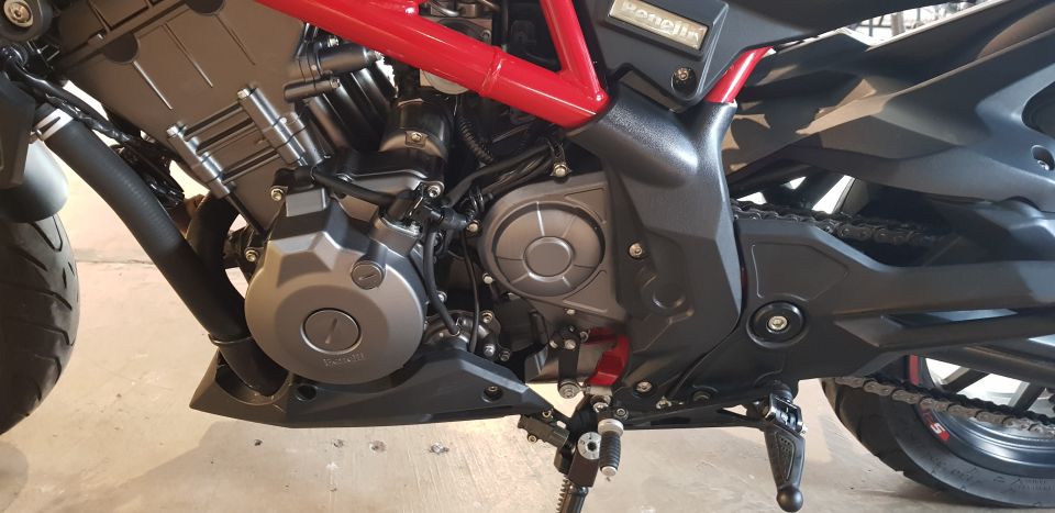 Moto Benelli 302 S usado 2021 con 15700km Int 47019