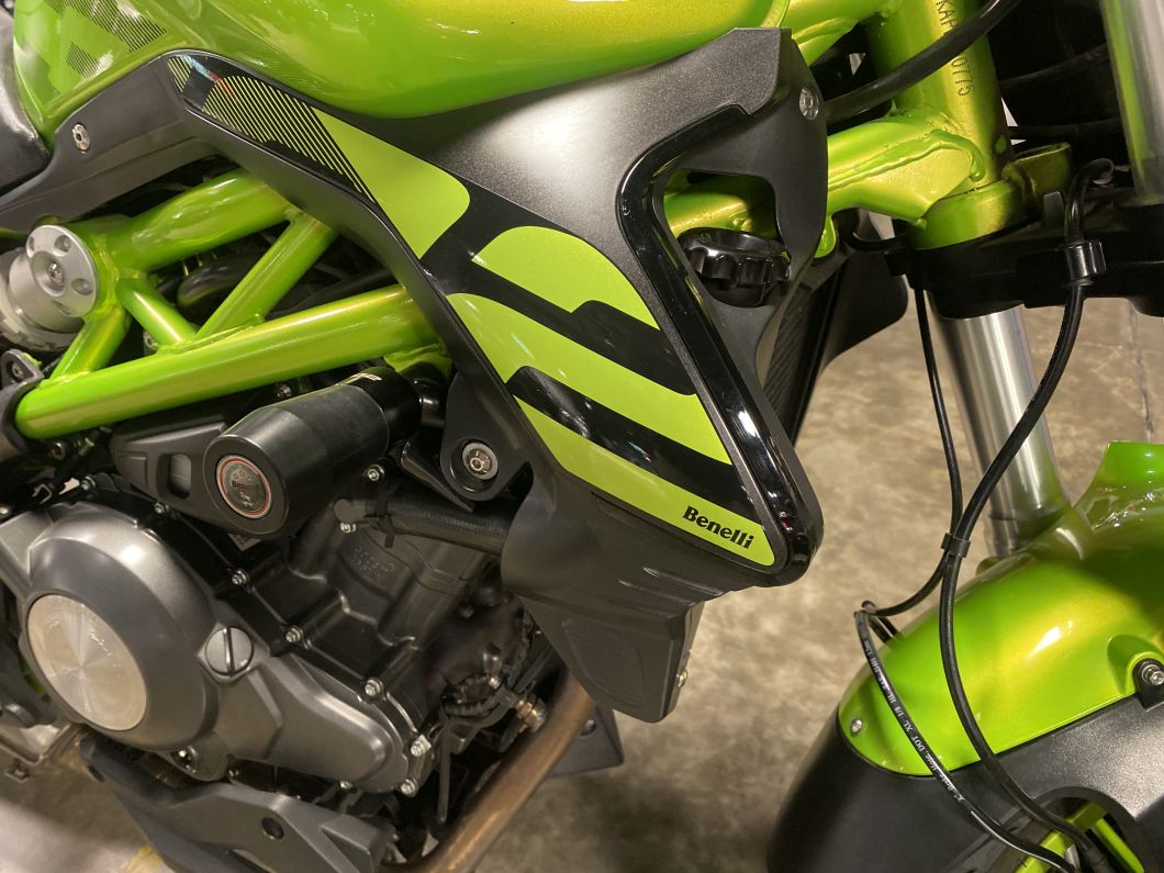 Moto Benelli 302 S usado 2023 con 6000 km 1M