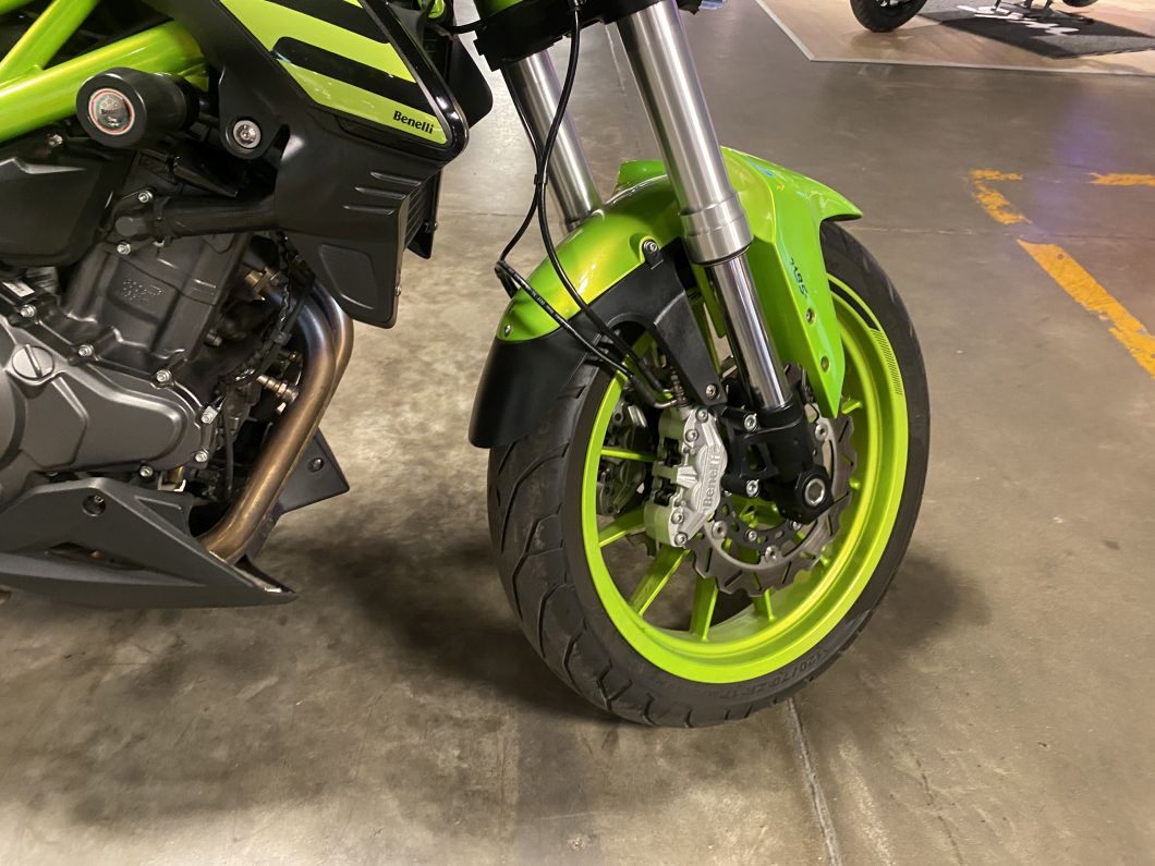 Moto Benelli 302 S usado 2023 con 6000 km 1M