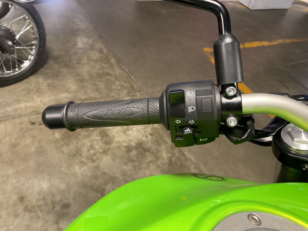 Moto Benelli 302 S usado 2023 con 6000 km 1M