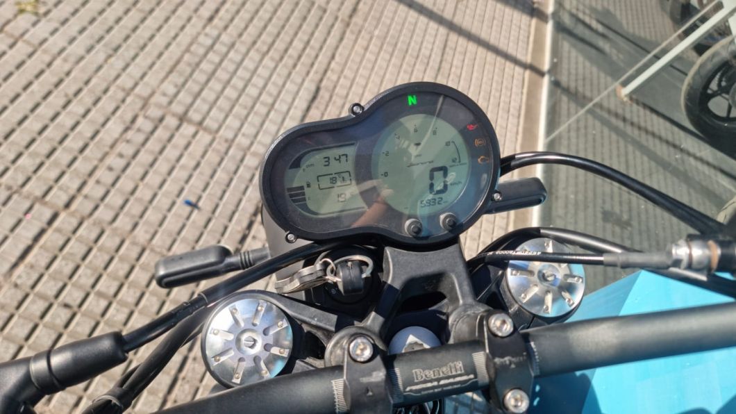 Moto Benelli Leoncino 500 usado 2019 con 22000 km 1M
