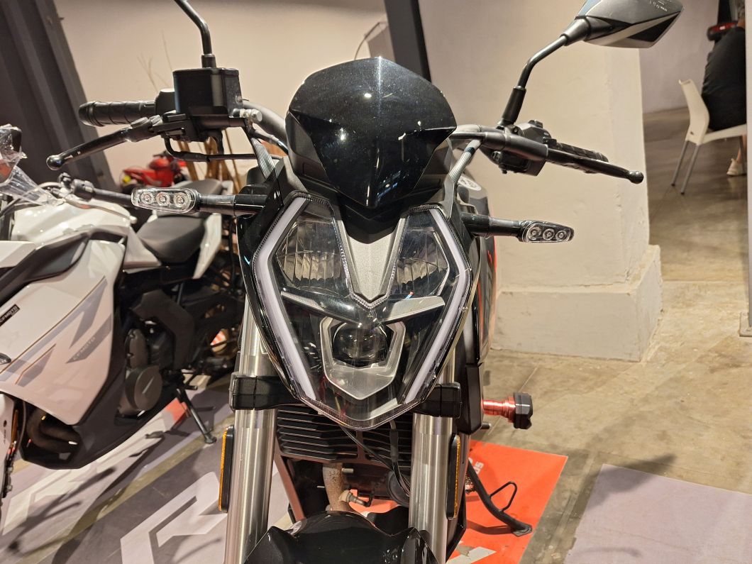 Moto Benelli TNT 25 s usado 2023 con 6077km DT