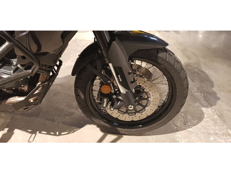 Moto Benelli TRK 502 X Usada 2023 con 8000km usado 