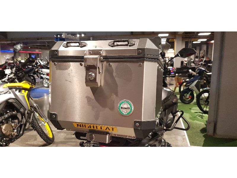Moto Benelli TRK 502 X Usada 2023 con 8000km usado 