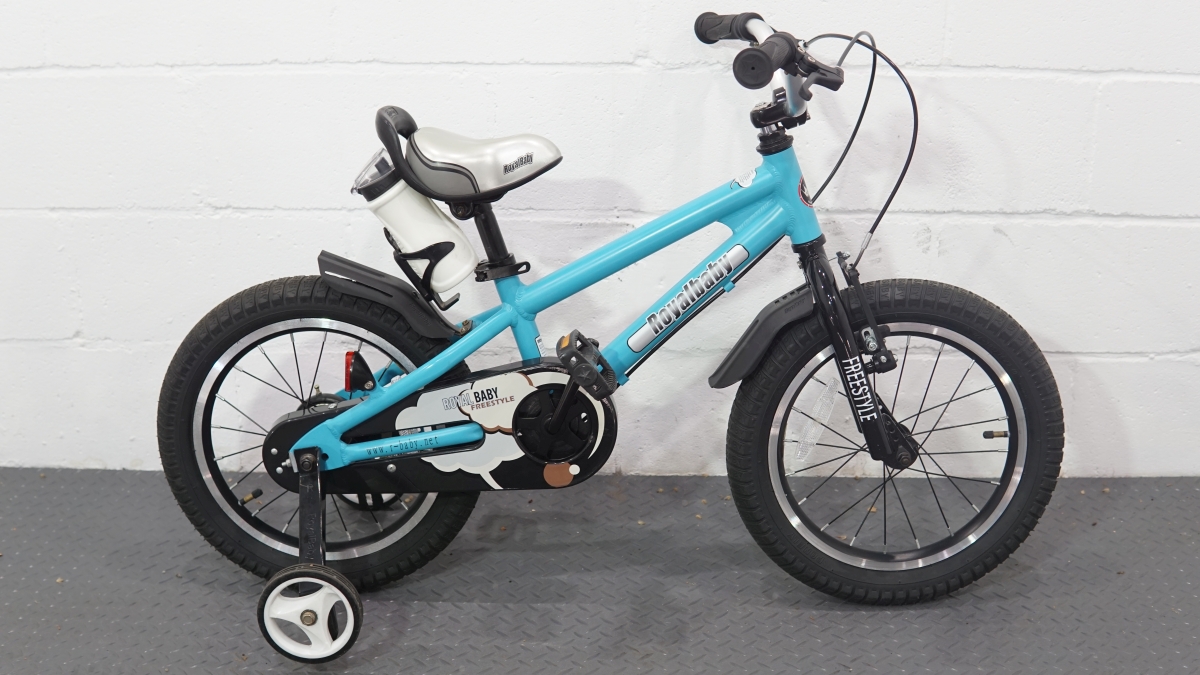 Moto RoyalBaby Freestyle Alloy R16 Seminueva