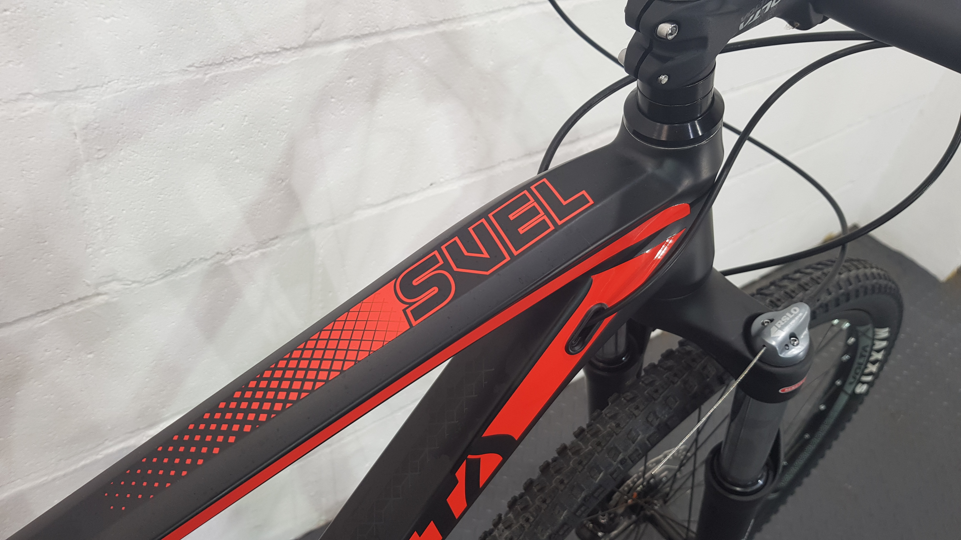 Moto Volta Bici Mtb Svel Aluminio X6 11V Deore rod 29