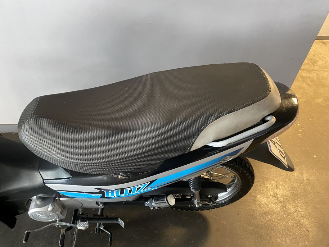 Moto Motomel Blitz 110 base usado 2023 con 8896 km 1M