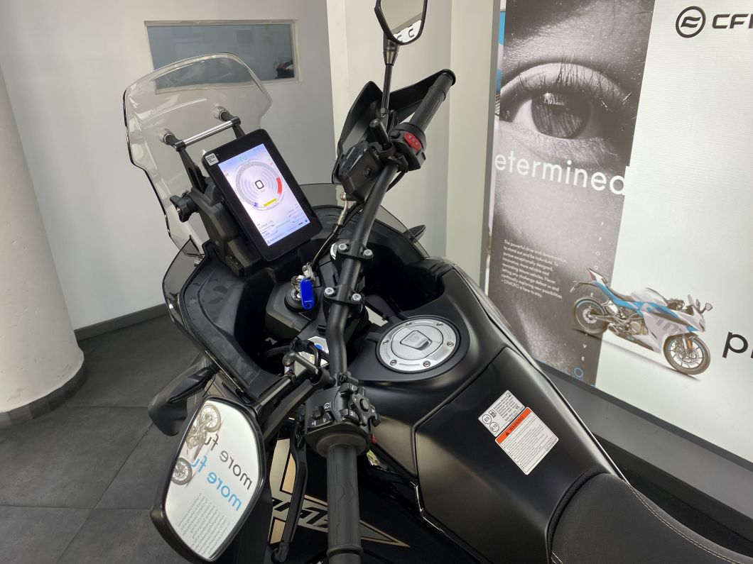 Moto CFMOTO 800 MT-X
