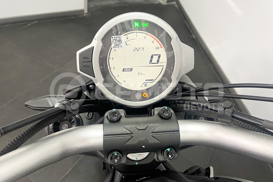 Moto CFMOTO 300 CL-X 