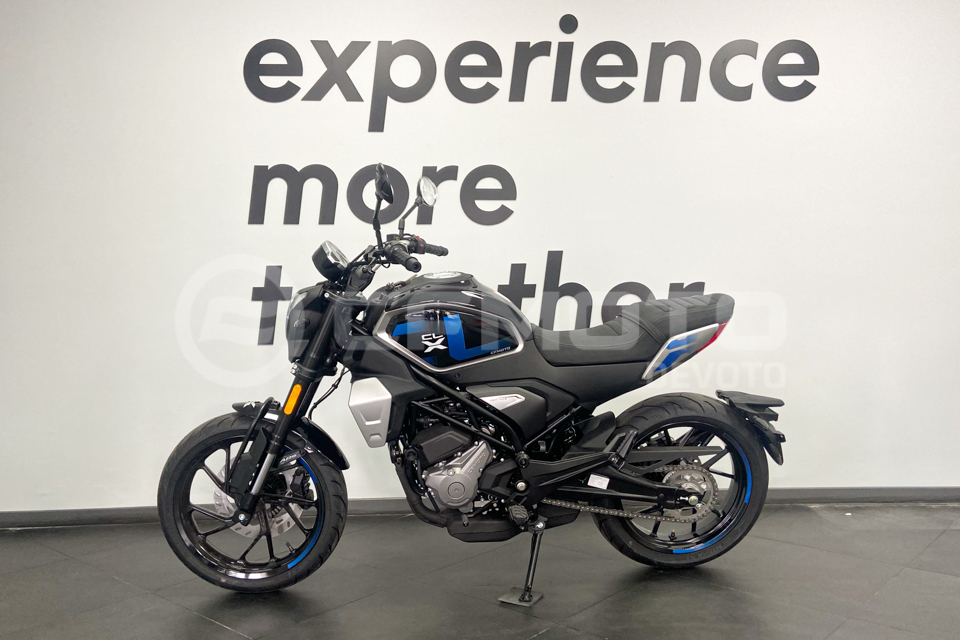 Moto CFMOTO 300 CL-X 