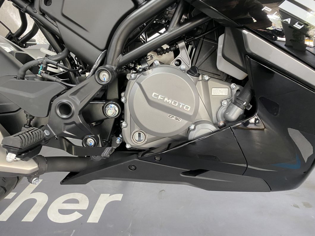 Moto CFMOTO 300 SR