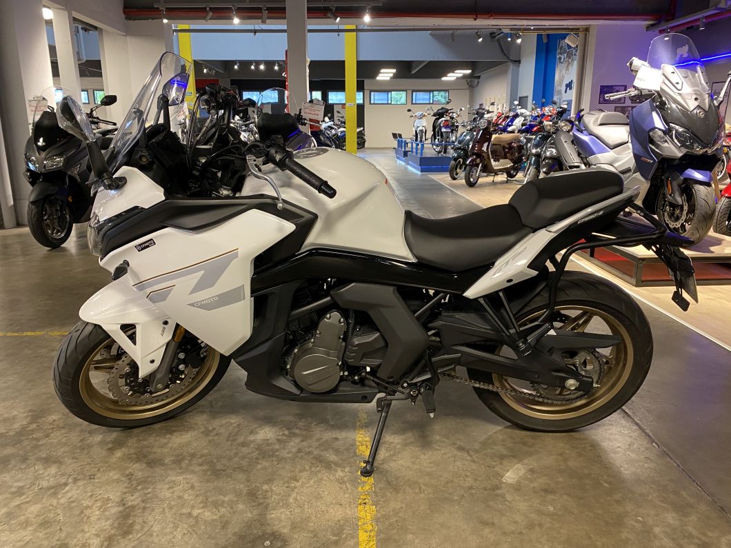 Moto Cfmoto 650 Gt usado 2023 con 7139km DT