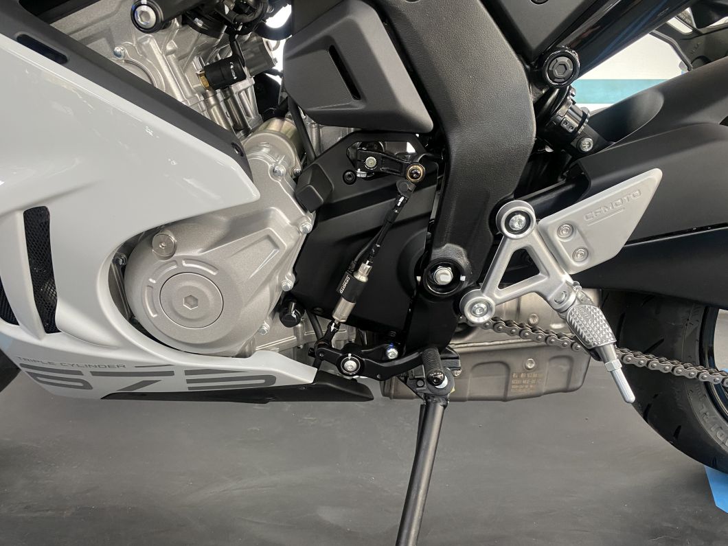 Moto CFMOTO 675 SR-R