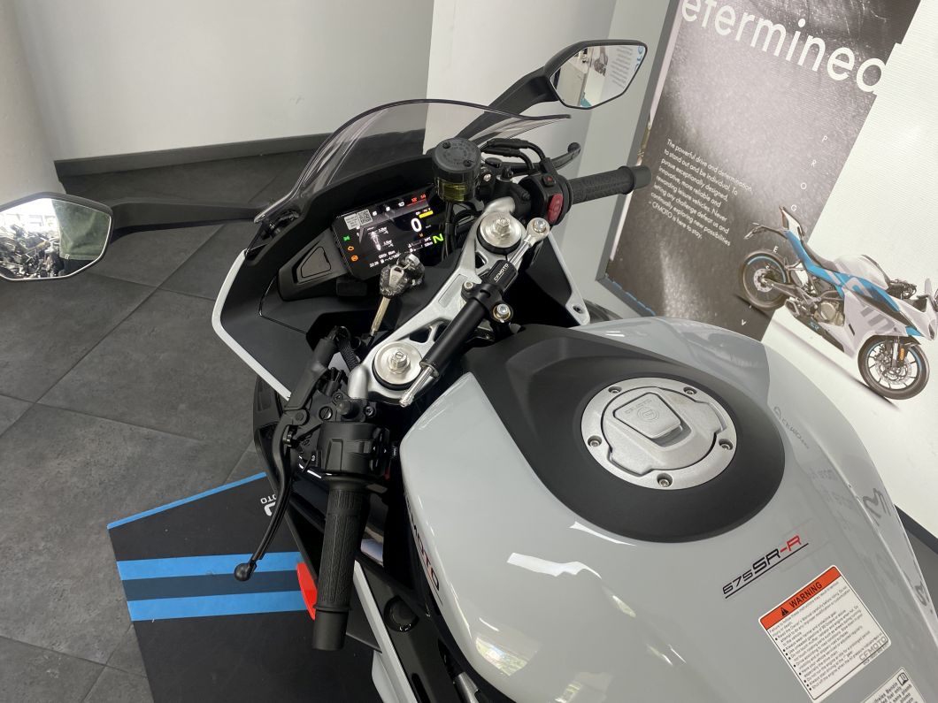 Moto CFMOTO 675 SR-R
