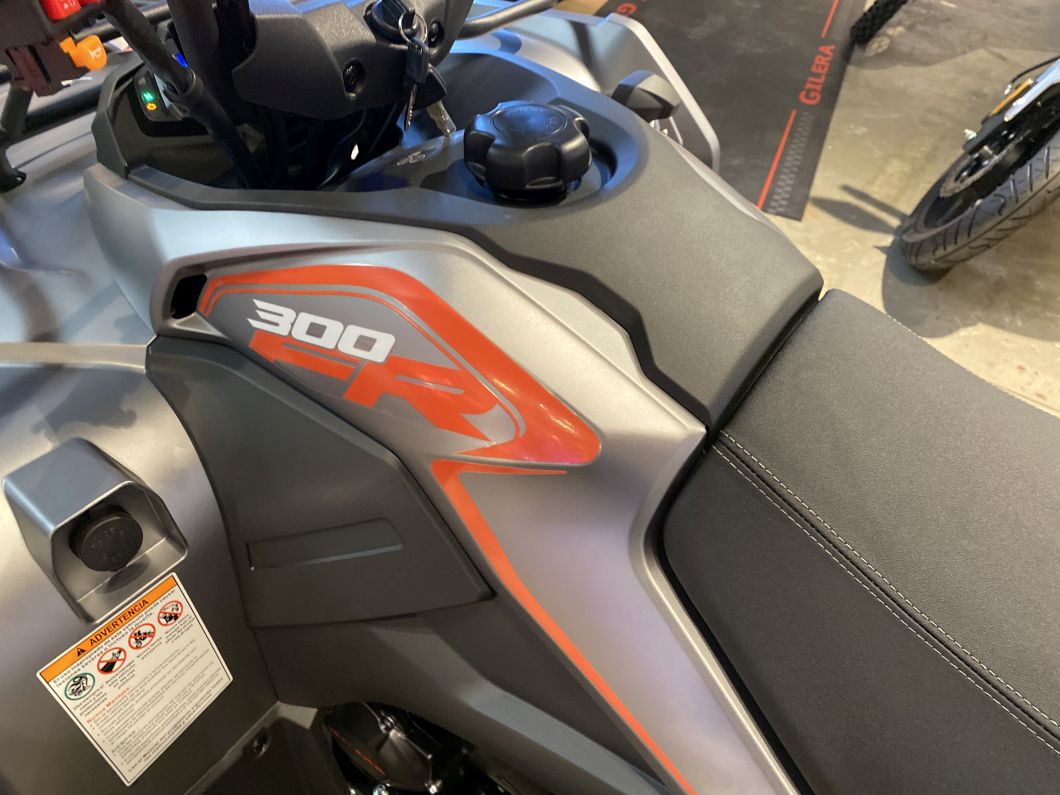 Moto Gilera Cuatri FR 300