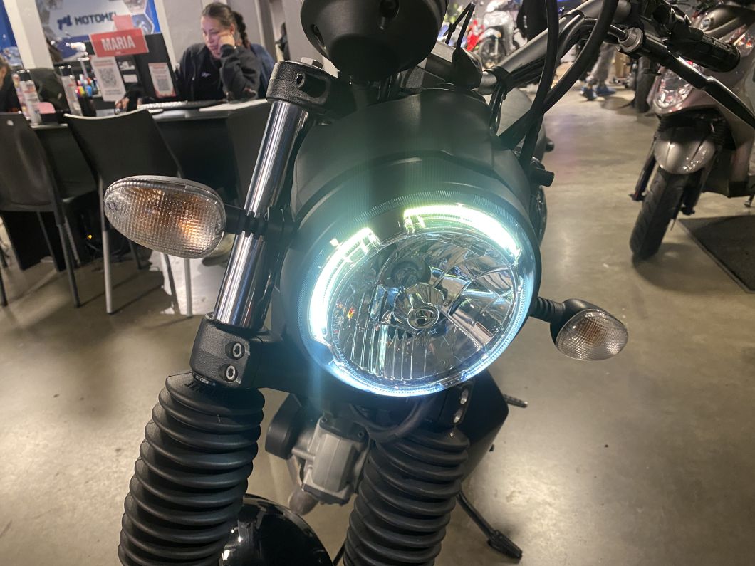 Moto Ducati Scrambler 400 usado 2017 con 9800 km 1M