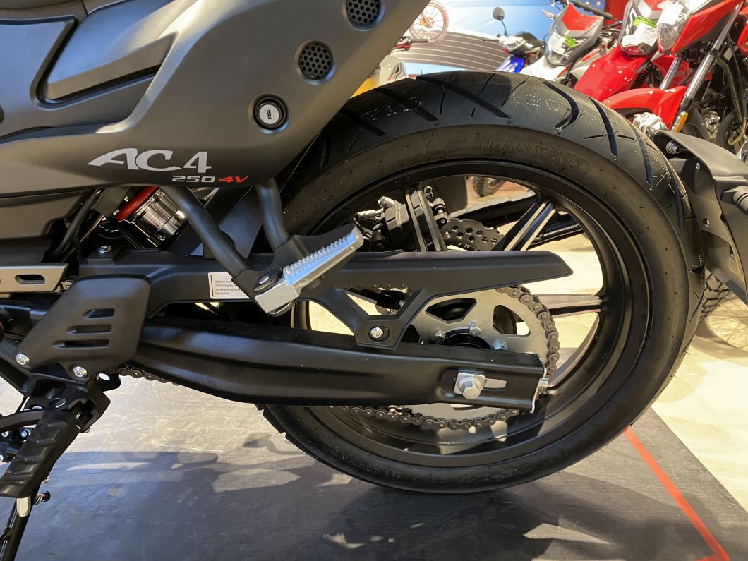 Moto Gilera AC4 250