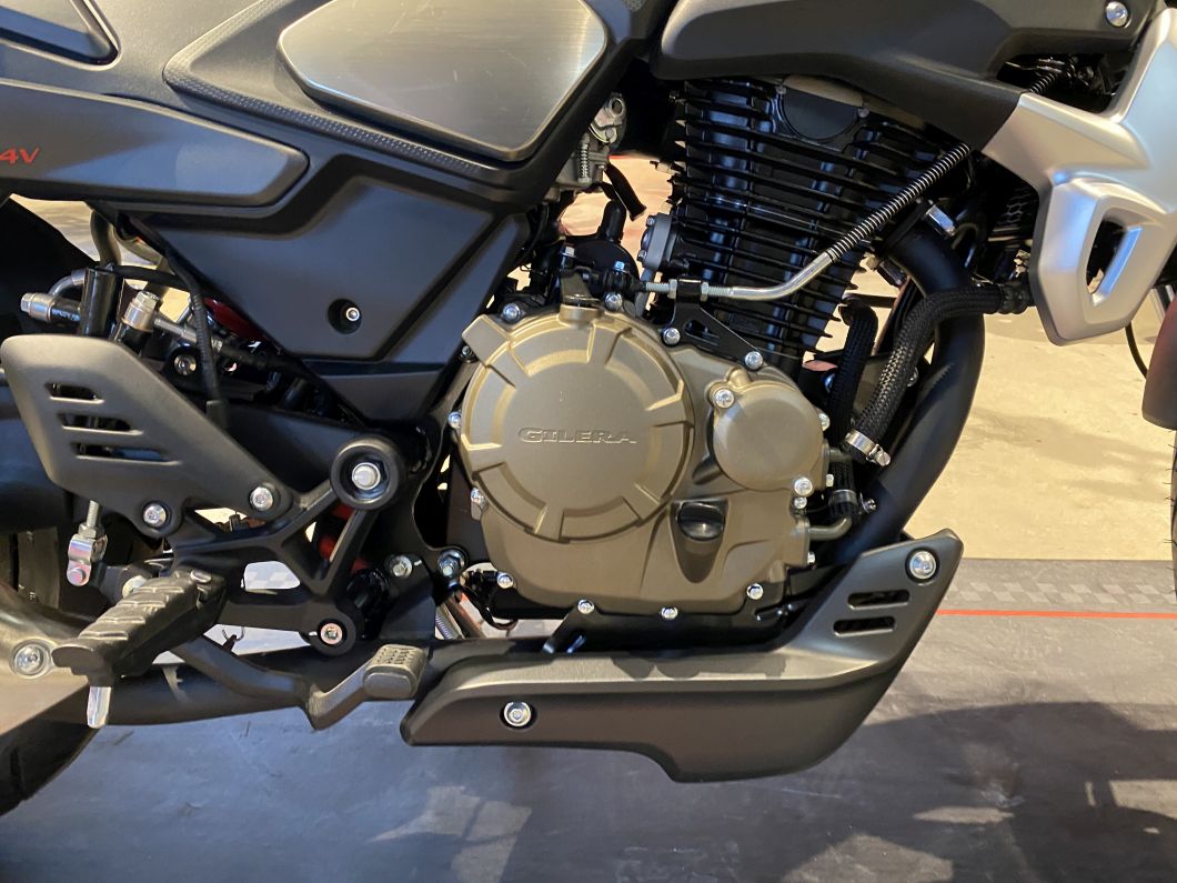 Moto Gilera AC4 250