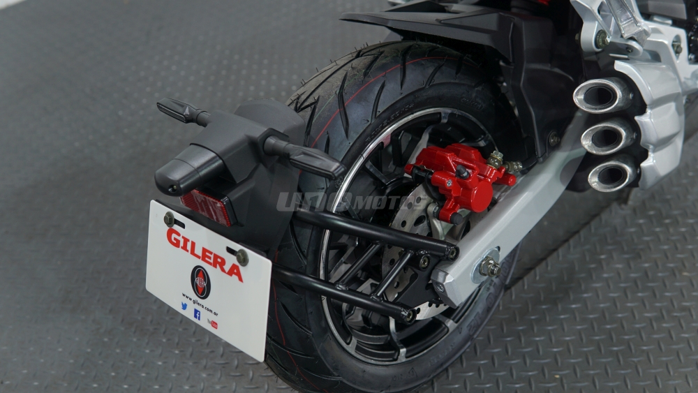 Moto Gilera GX-1