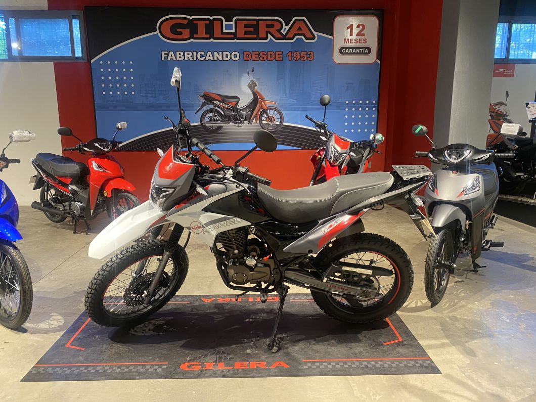 Moto Gilera Sahel 150 