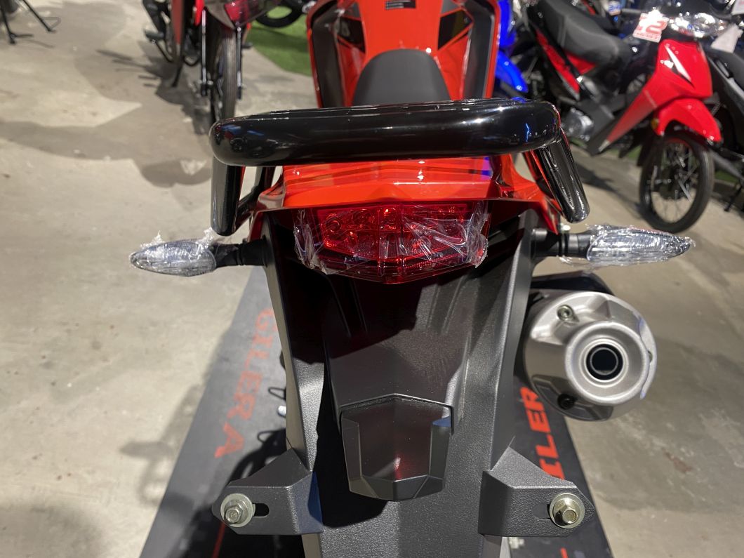 Moto Gilera SMX 200 Adventure