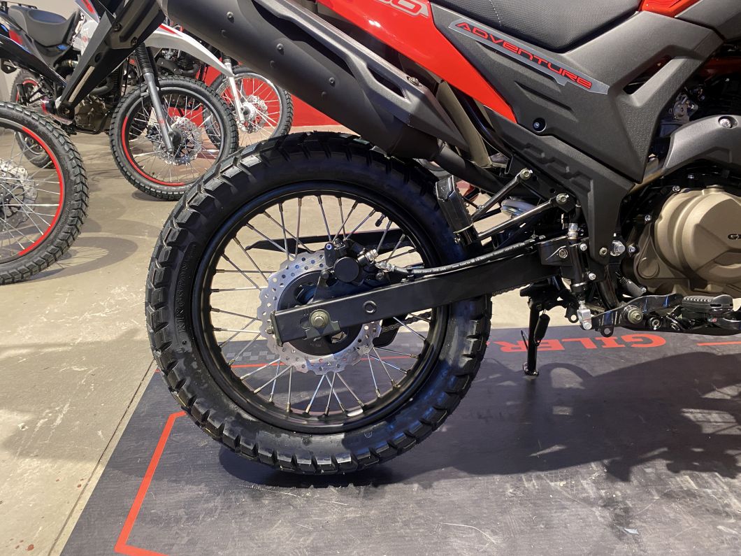 Moto Gilera SMX 200 Adventure