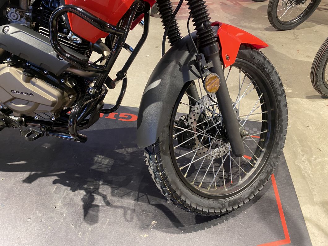 Moto Gilera SMX 200 Adventure