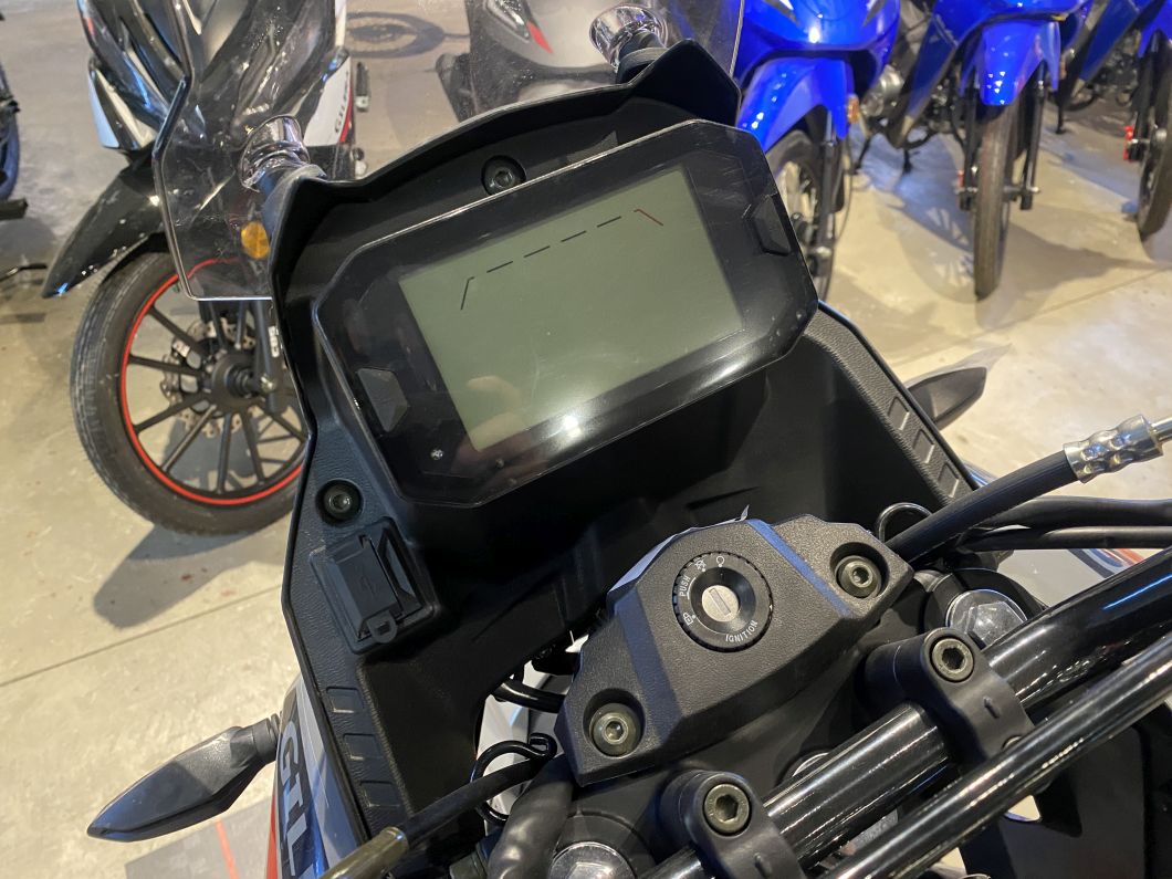 Moto Gilera SMX 200 Adventure