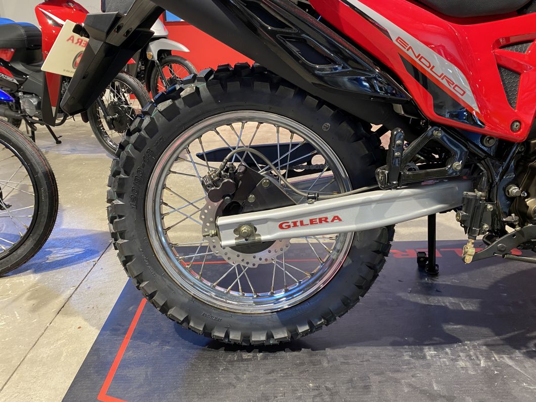 Moto Gilera SMX 200 Enduro 2026