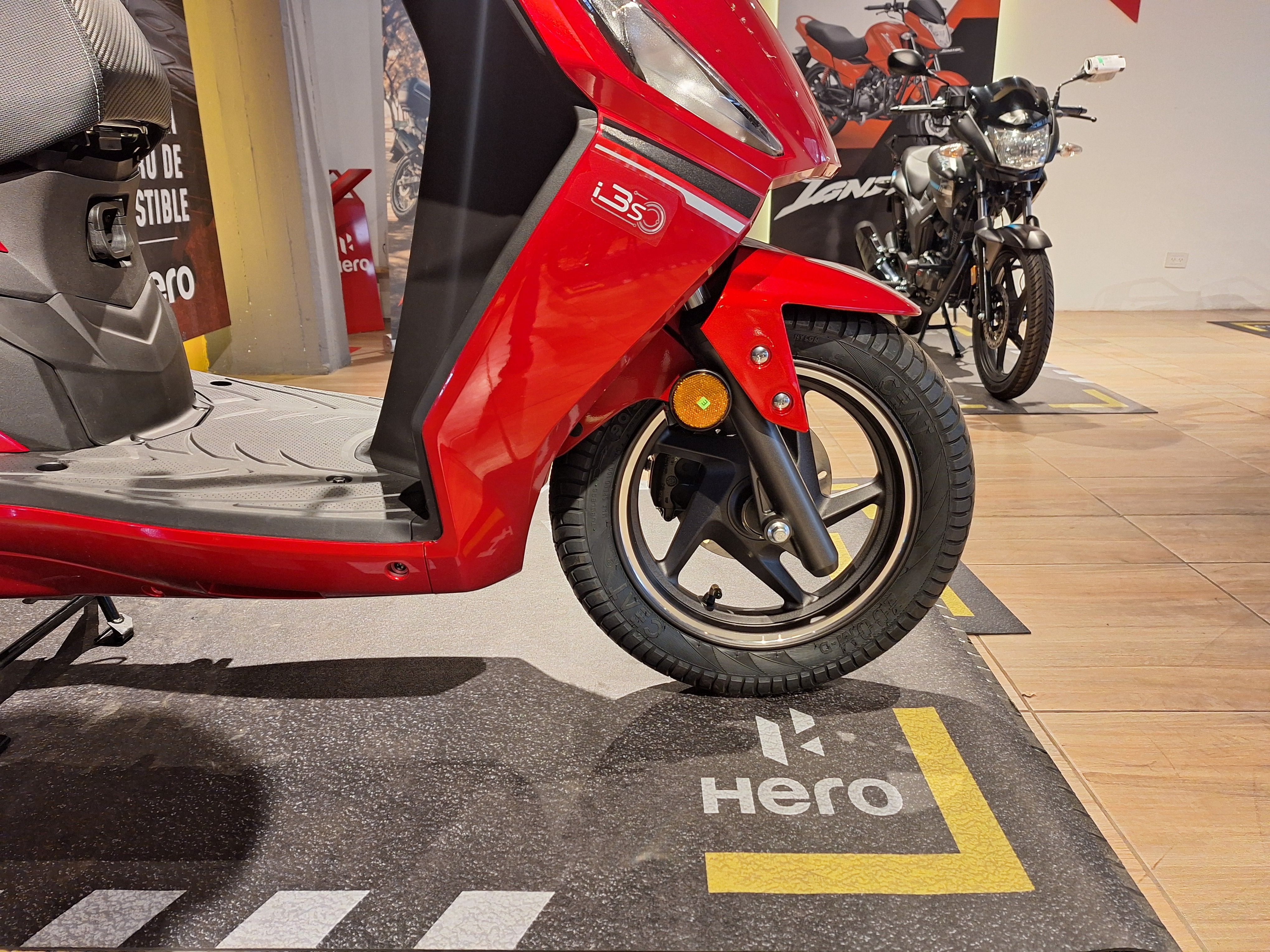 Moto Hero Dash 125
