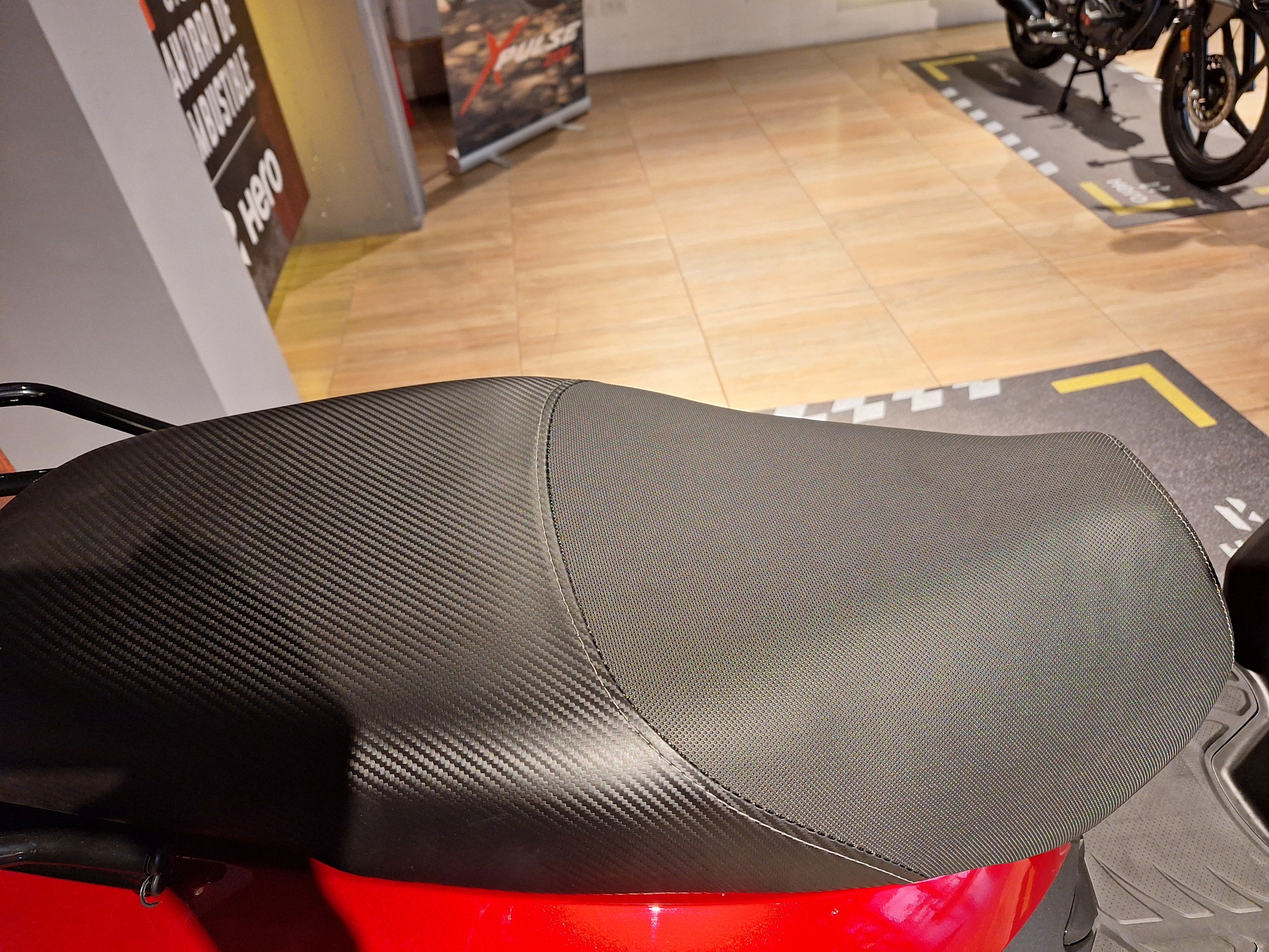 Moto Hero Dash 125