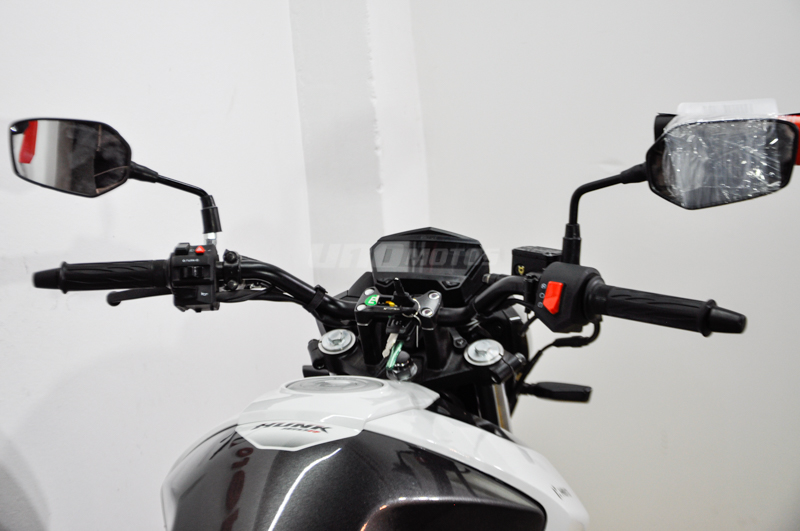 Moto Hero Hunk 160R DD ABS + Baul de Regalo