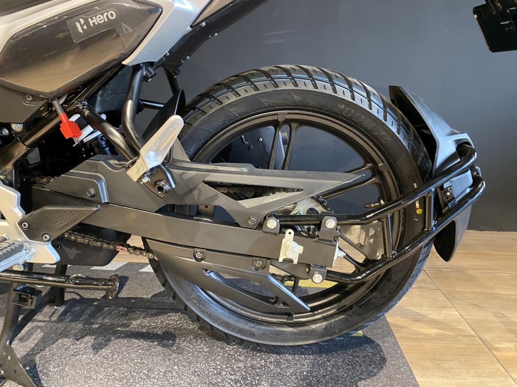 Moto Hero Hunk 125 R 2026 