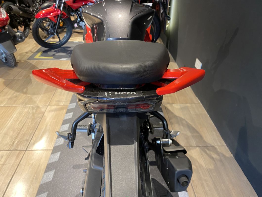 Moto Hero Hunk 125 R 2026 