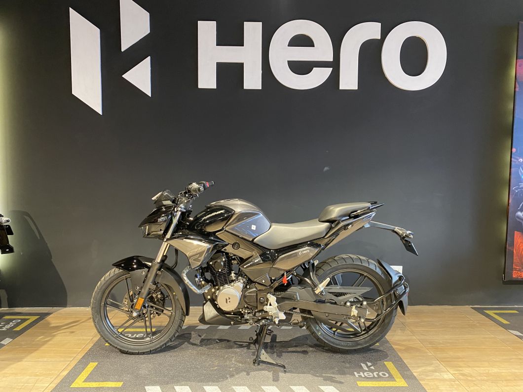Moto Hero Hunk 125 R 2026 