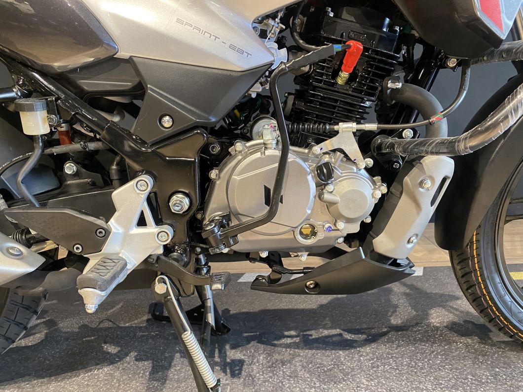 Moto Hero Hunk 125 R 2026 