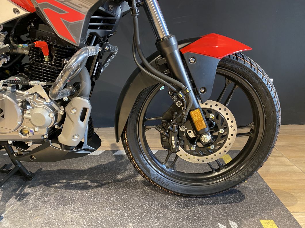 Moto Hero Hunk 125 R 2026 