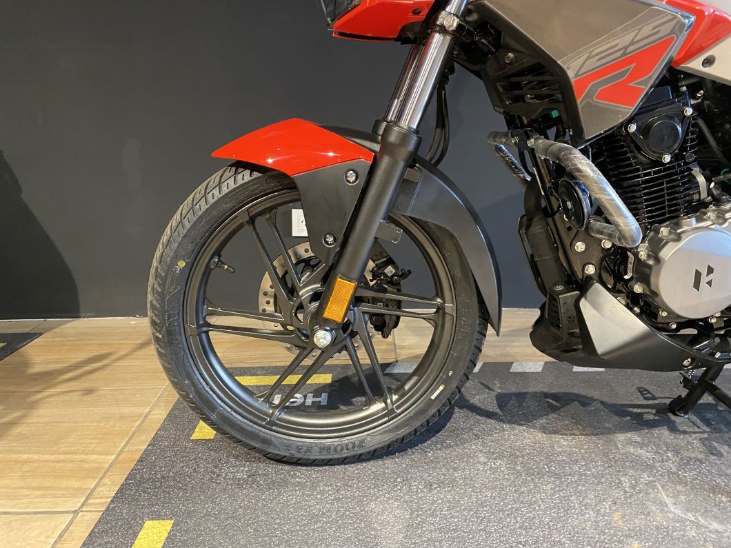 Moto Hero Hunk 125 R 2026 