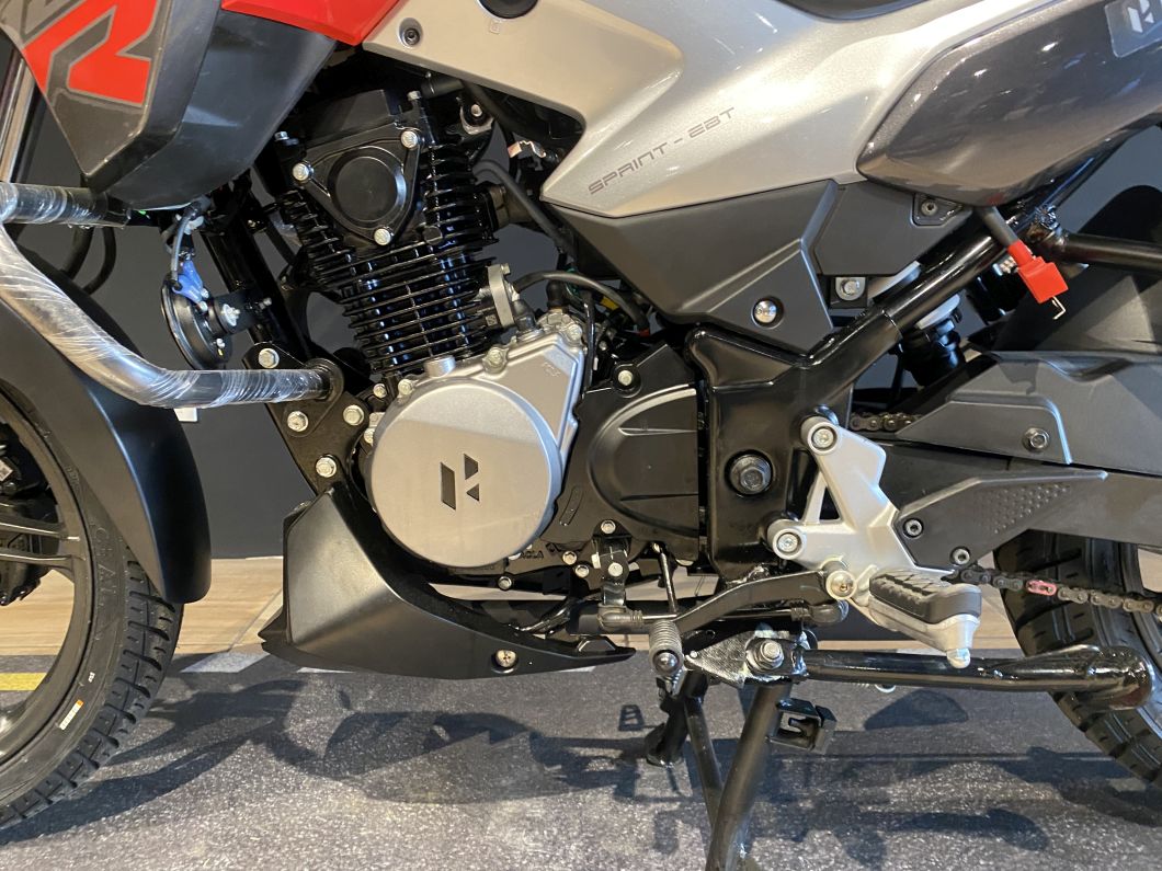 Moto Hero Hunk 125 R 2026 