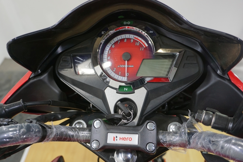 Moto Hero Hunk 150 i3s 