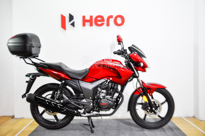 Moto Hero Hunk 150 i3s + Baul sin mataperro