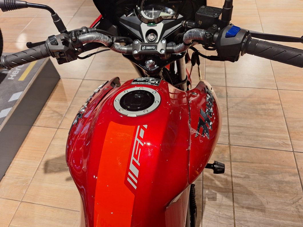 Moto Hero Hunk 150 i3s 